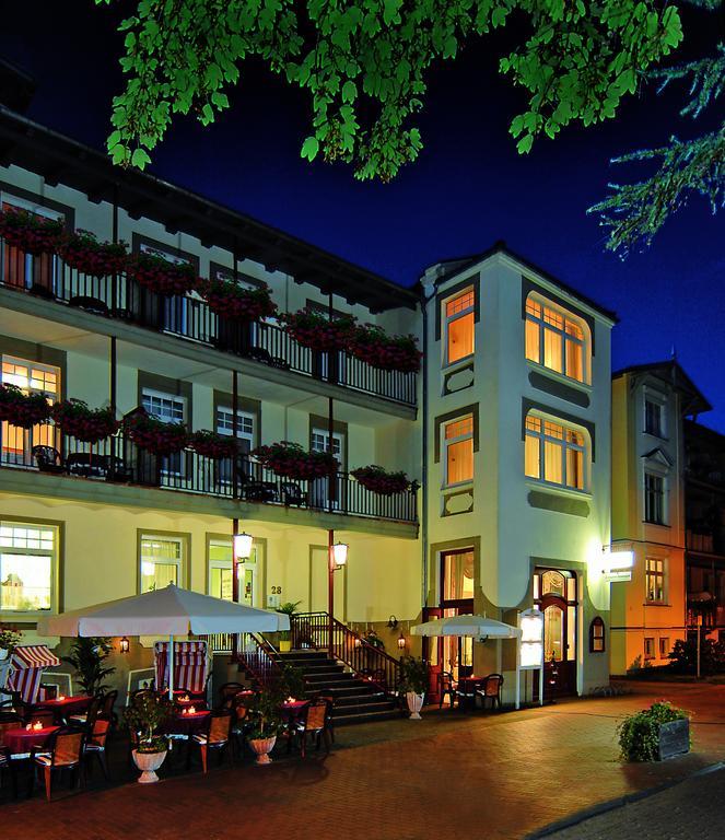 Strandhotel Граль-Мюріц Екстер'єр фото